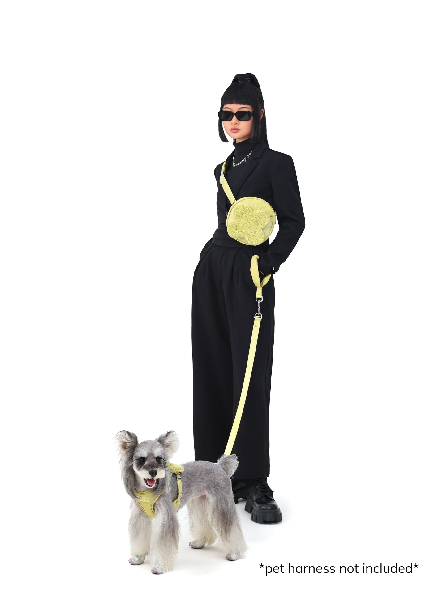 “The Bloomy” Multifunctional Fanny Bag Leash Set on Pet Harness